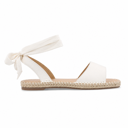 Journee Collection Emelie White