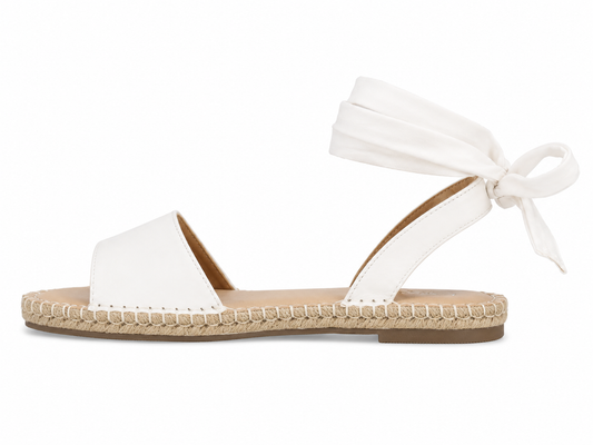 Journee Collection Emelie White