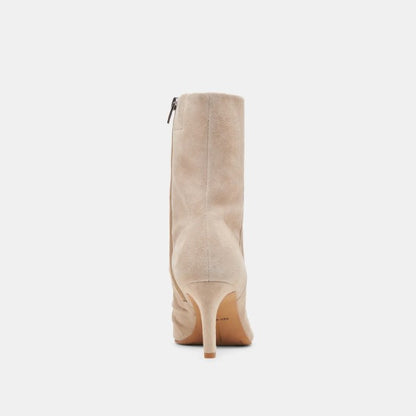 Dolce Vita Women's Fernly Rouched Pointed Dune Suede 6