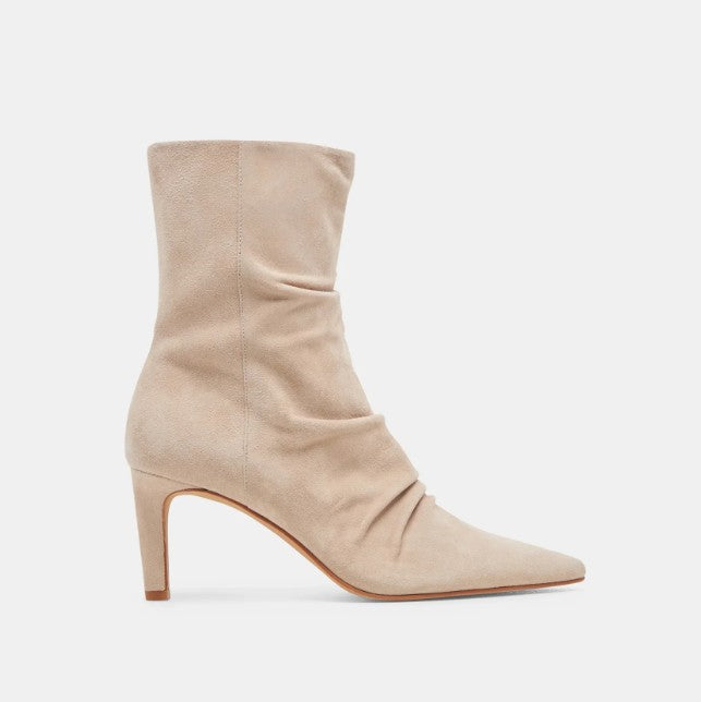 Dolce Vita Women's Fernly Rouched Pointed Dune Suede 6