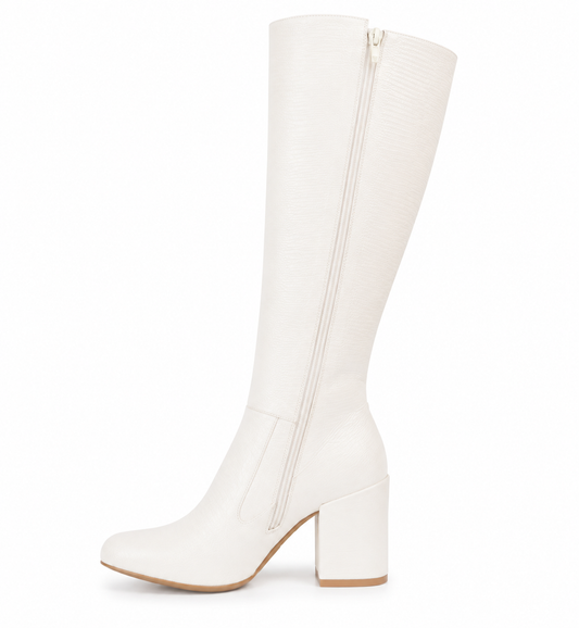 Journee Collection Tavia White