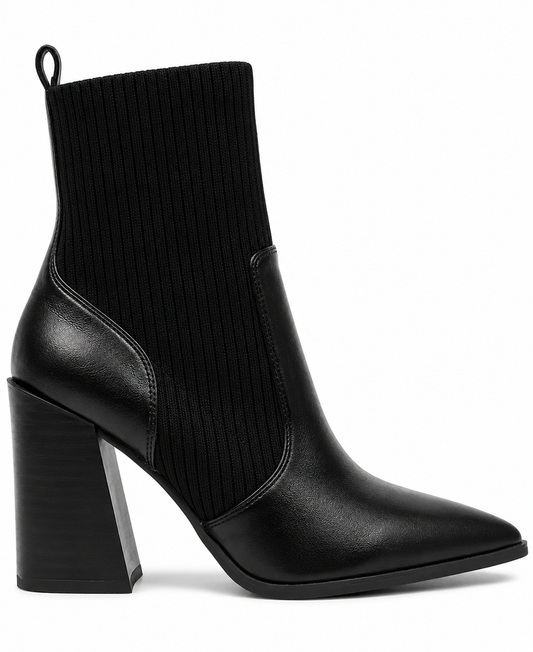 Wild Pair Trinityy Pointed-Toe Pull-On K Black Smooth 9M